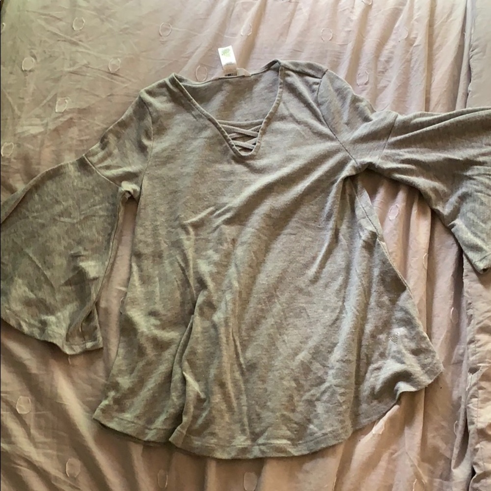 Kids Quarter Sleeve Guess Shirt!!